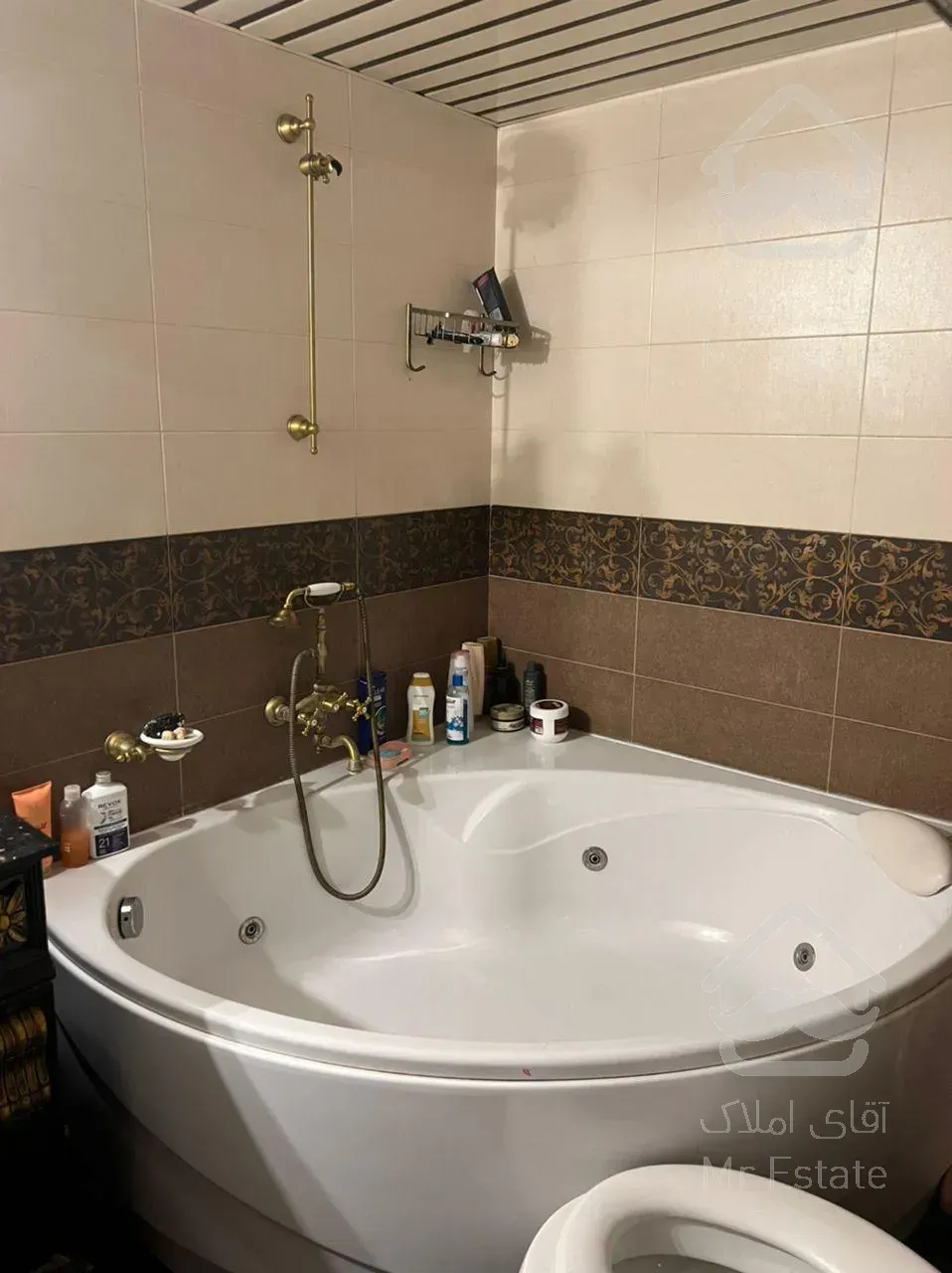 فروش آپارتمان زعفرانیه 130  متر شیک