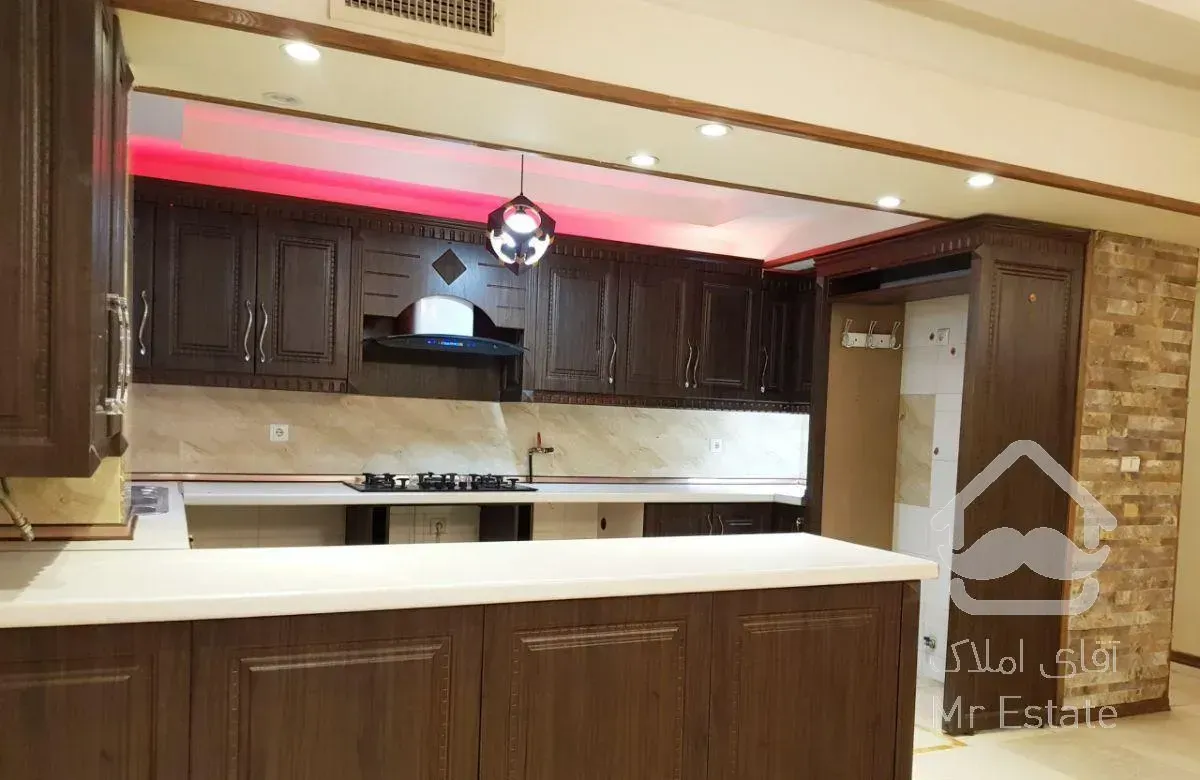 ۱۱۰ متر * خوش نقشه * دیباجی جنوبی * ۲ پارکینگ سندی