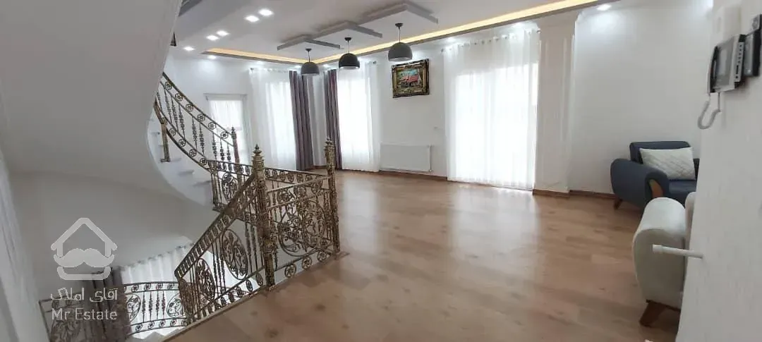 ویلای تریپلکس 3 خوابه ساحلی استخردار فول فرنیش ویو دریا