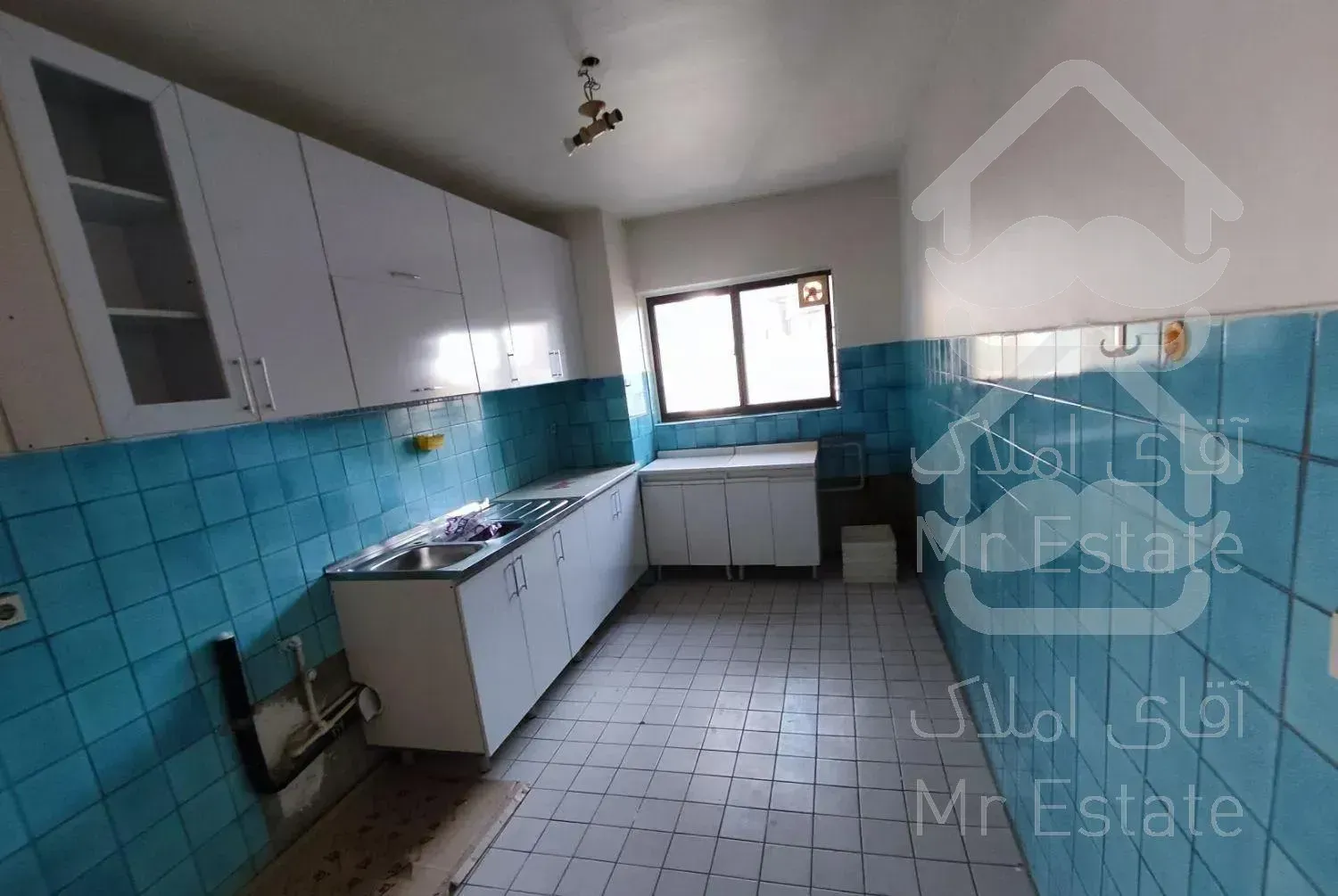 رهن کامل/۳خوابه/تراس دار