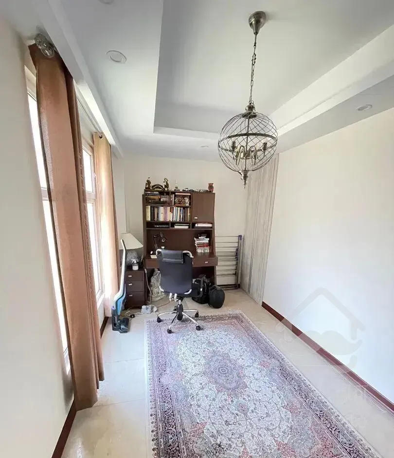 ۹۵متر ۲خواب نوساز + سالن پرده خور + شرق مرزداران