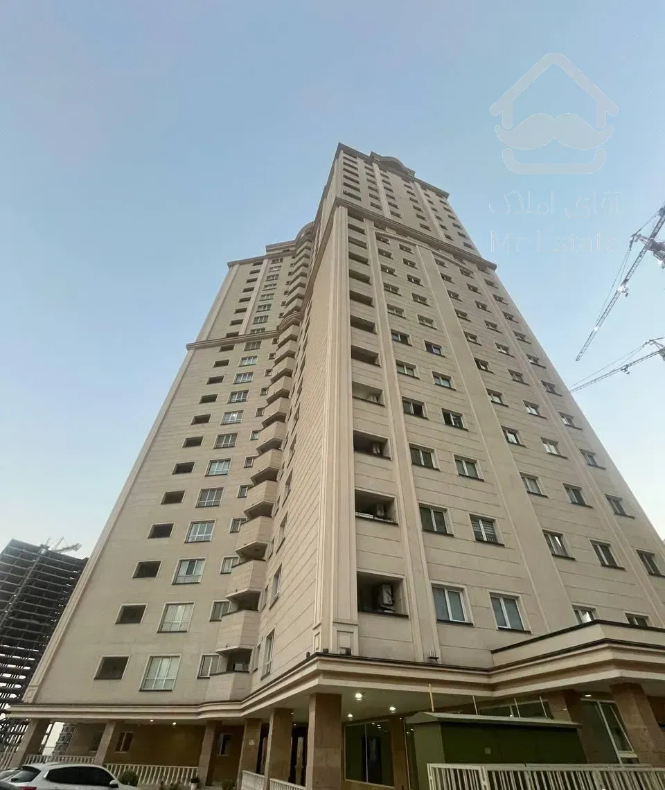 واحد ۱۰۰ متری دریاچه چیتگر دو خواب سند تک برگ فول