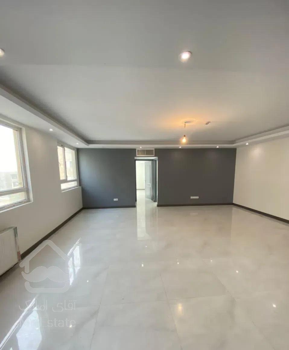 ۷۶ متر / ۲ خوابه/ سالن پرده خور/ جنوبی