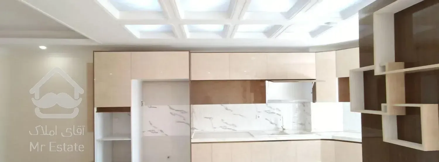 آپارتمان ۱۴۰ متری نوساز