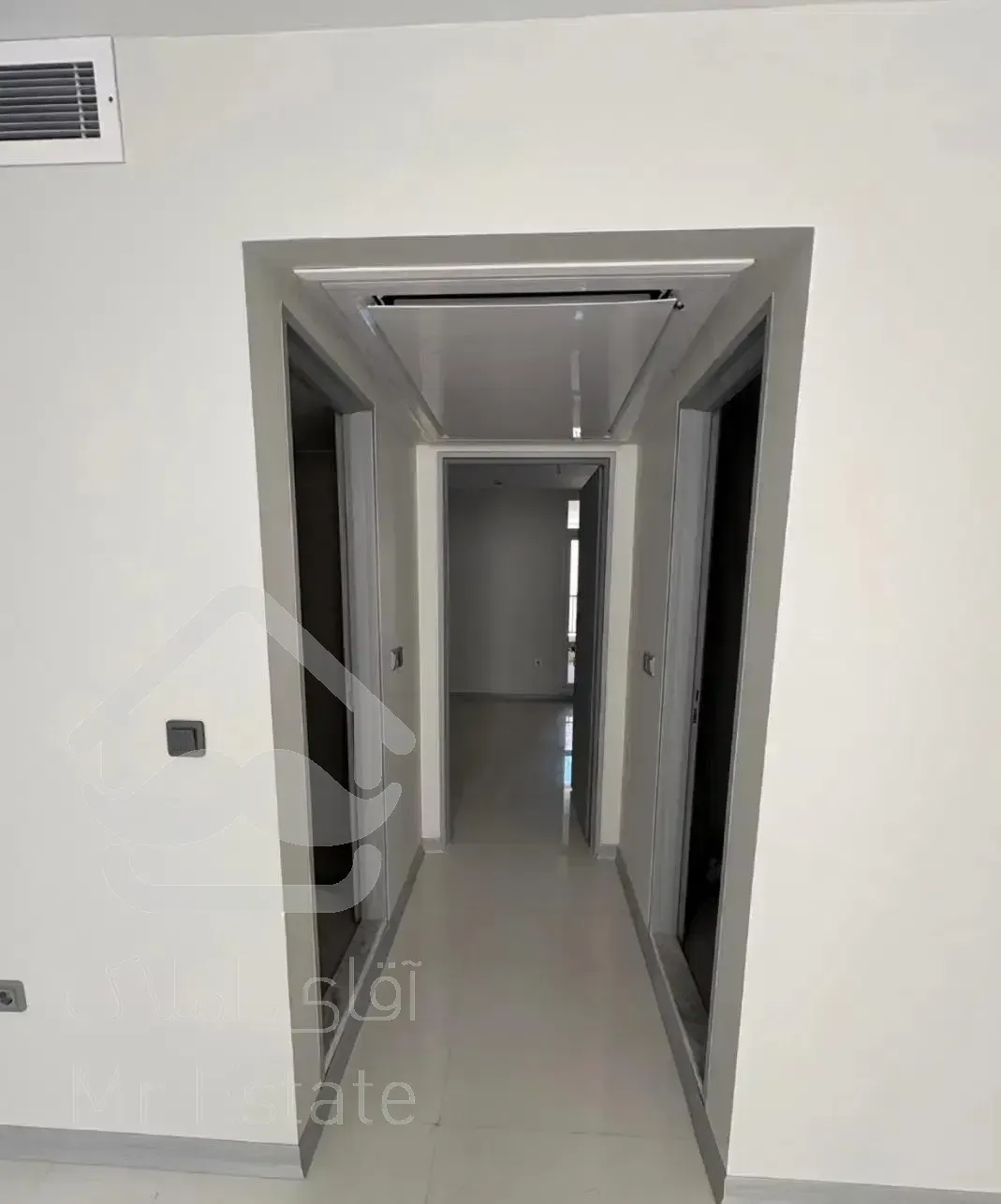 آپارتمان ۱۰۷ متری ۲ خواب کلید نخورده