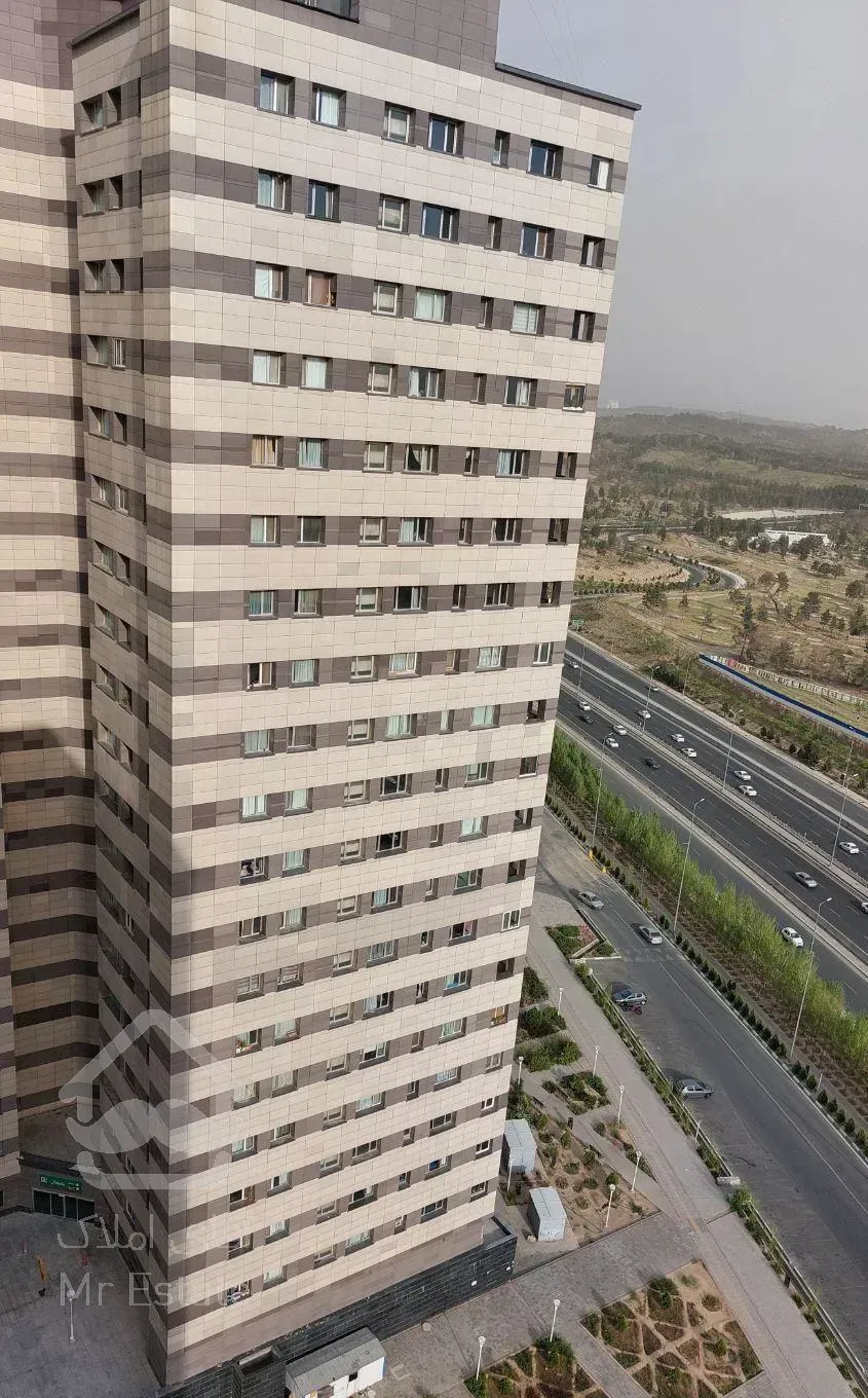 اجاره آپارتمان ۱۱۰ متری ۲ خوابه در شهرک چیتگر