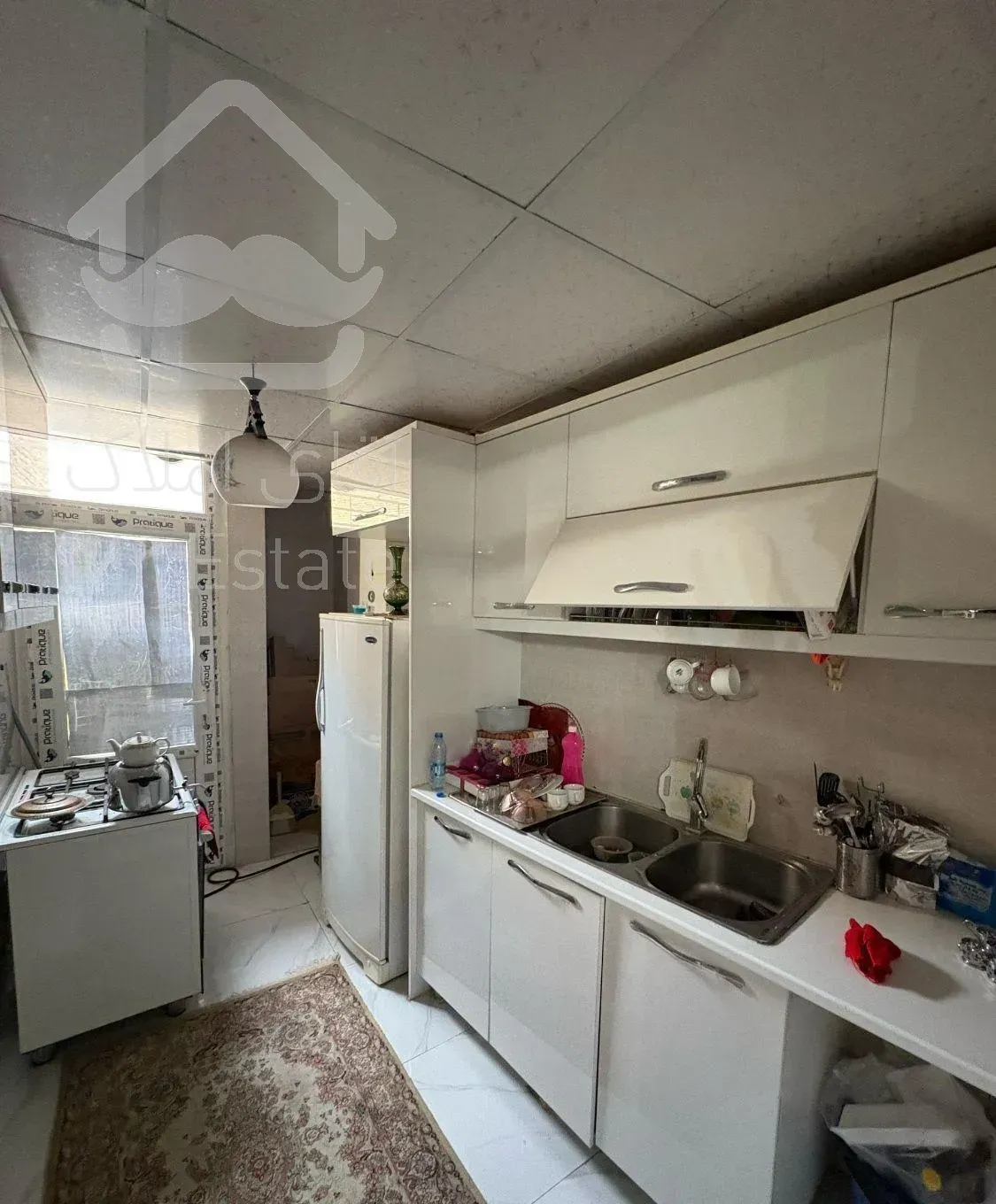 ۴۶متر / سرمایه گذاری/زیرهمکف/استادمعین،دستغیب