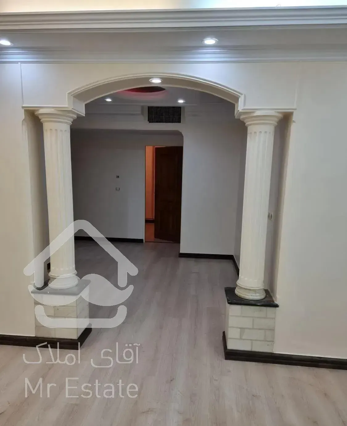 آپارتمان ۱۶۵ متری ۴ خوابه