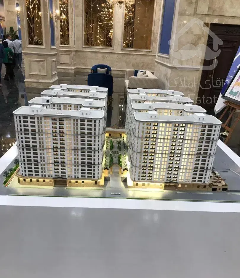 انتخاب واحد(به تاریخ فردا)رونیکا کوهک دریاچه چیتگر