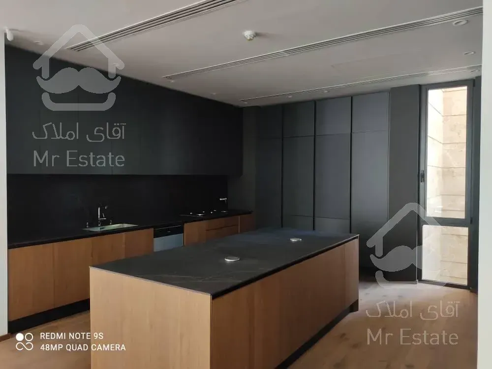 اجاره و رهن آپارتمان زعفرانیه 295  متر لوکس