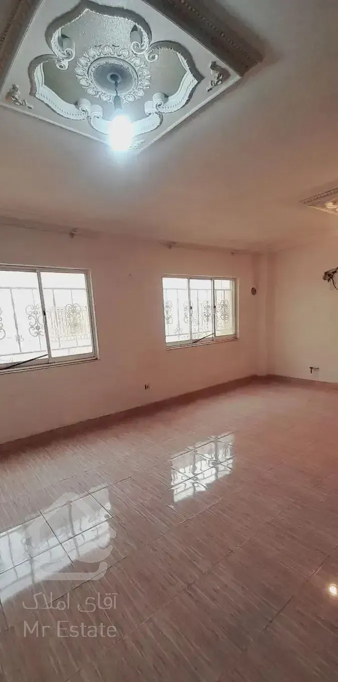 واحد آپارتمانی  طبقه اول ۸۵ متر