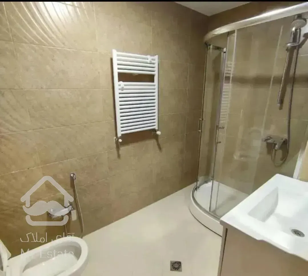 ۱۵۰متر/پاسداران/۳خواب/استخر فعال