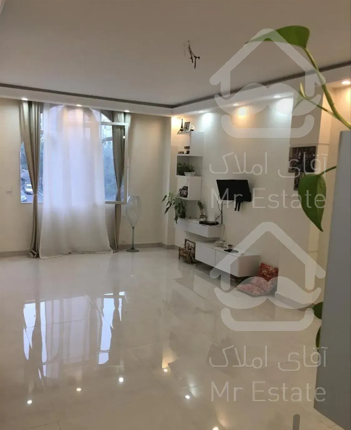 ۷۱ متر / ۲ خوابه / طبقه ۲ روی همکف / بازسازی شده