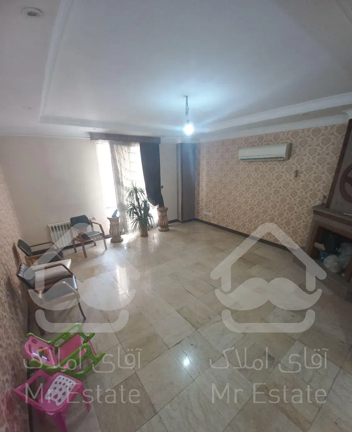 ۹۰ متر / فول / گذر پهن / استخر دار / بالای پاستور