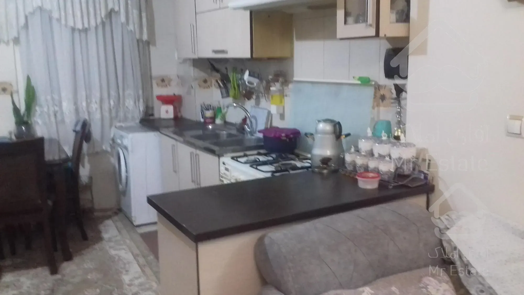 آپارتمان 70  متری دو خوابه پارکینگ دار