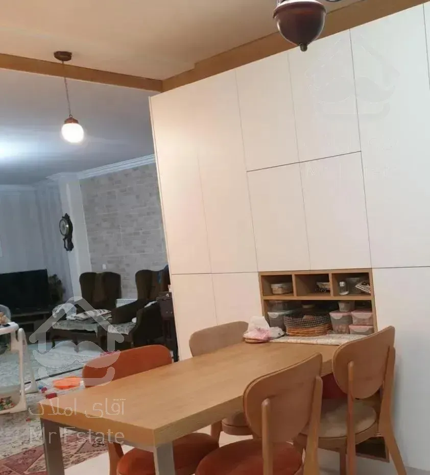 106متر دو خواب تک واحد تهران نو طبقه دو ونیم