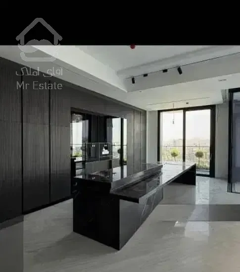 ۳۲۰متر زعفرانیه/مدرن شخصی ساز/تهاتر با ویلا در دبی