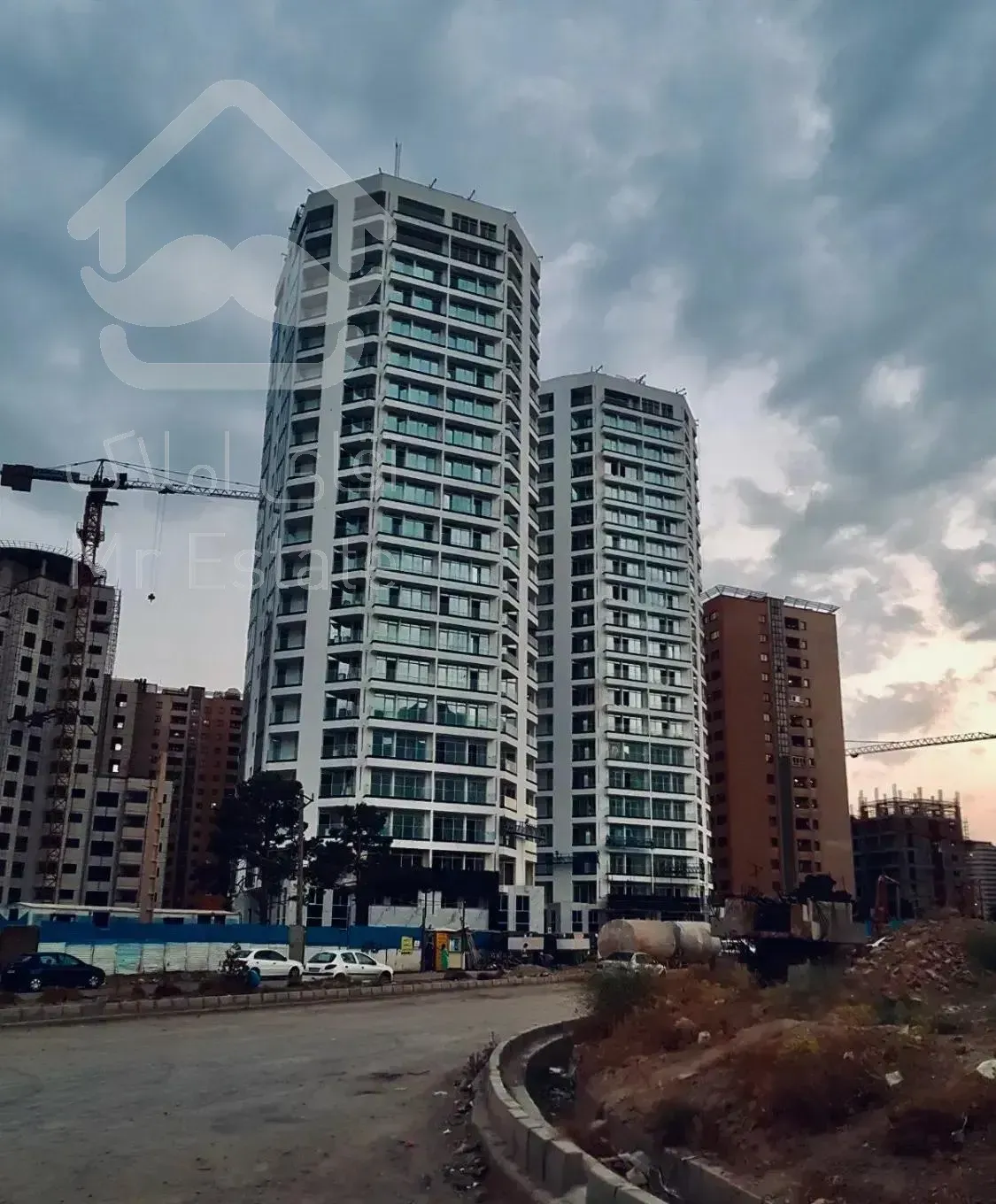 ۱۶۳متر برج تریتیوم یک غرب دریاچه چیتگر ایرانمال