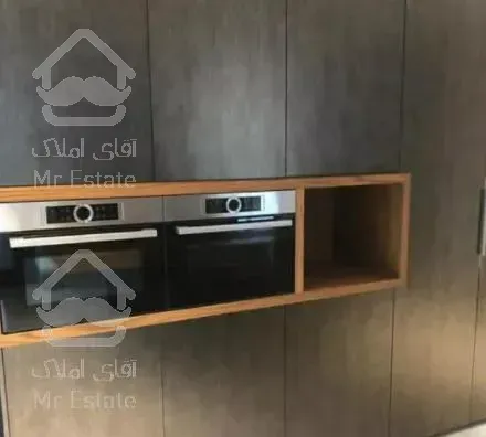 سعادت آباد ۲۲۰متر. کلاسیکِ وزین . کاج . معامل