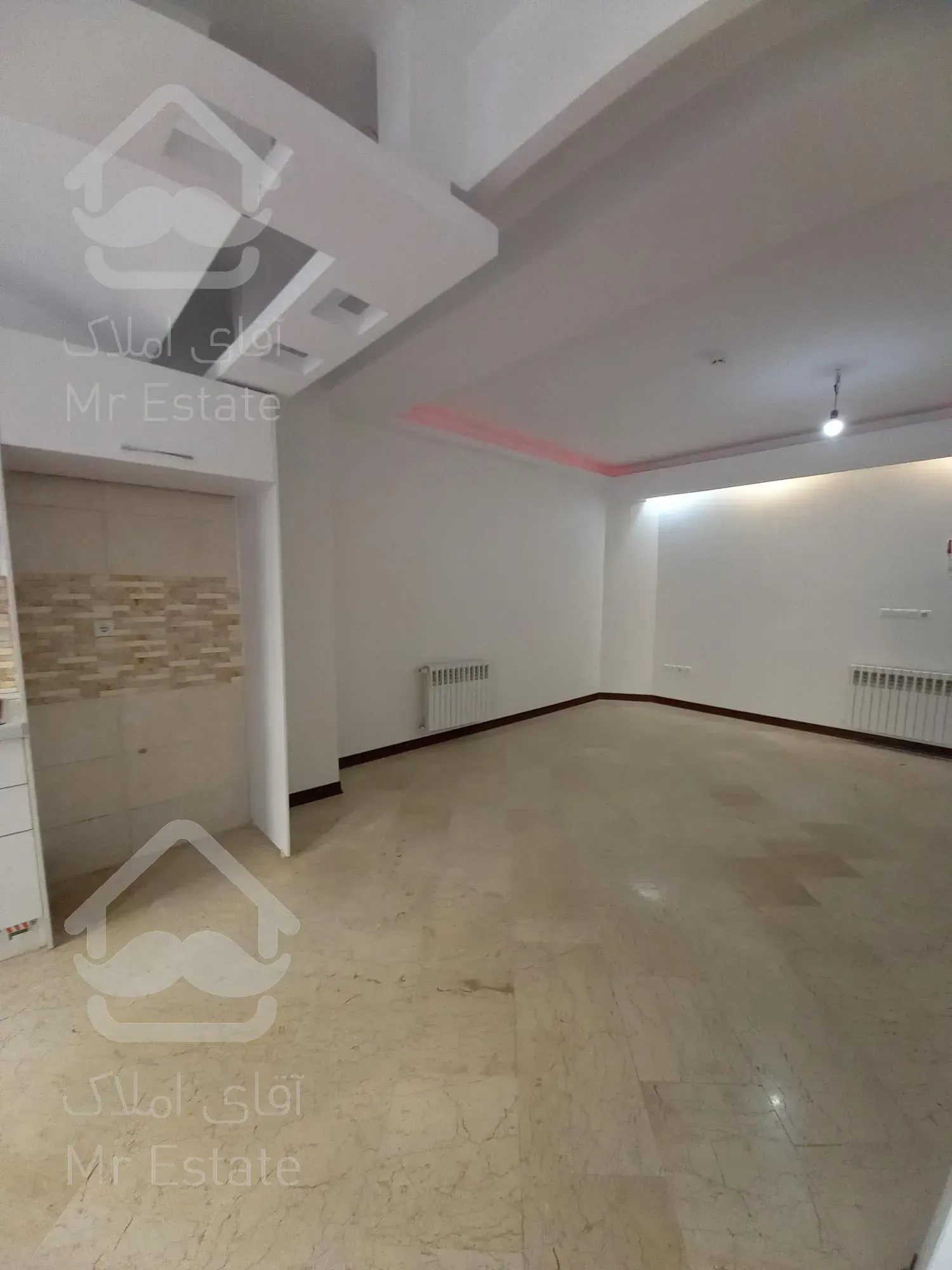 ۵۴متر کم سن در پونک اشرفی اصفهانی