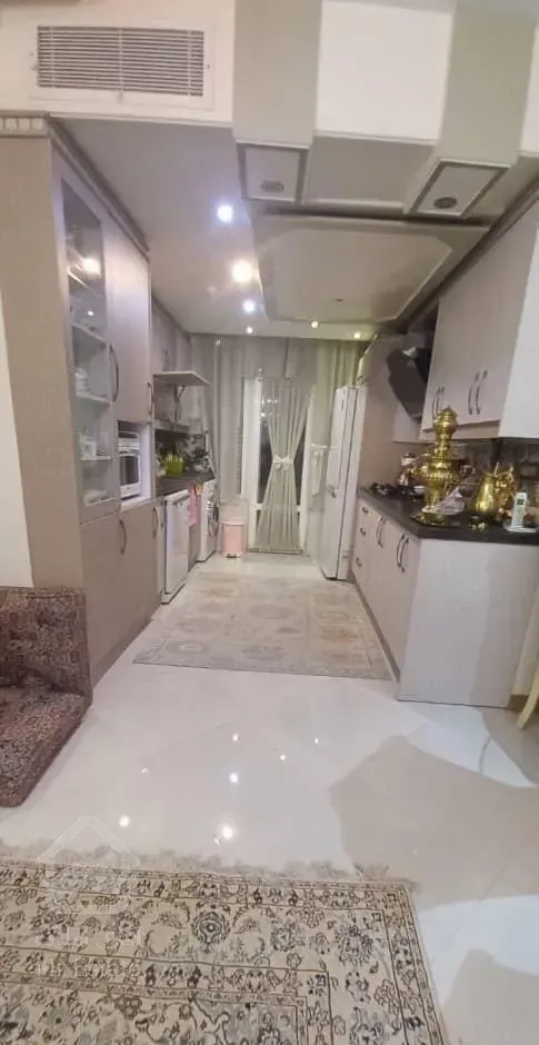 فروش آپارتمان ۸۶ متری ۲ خوابه در کمالی