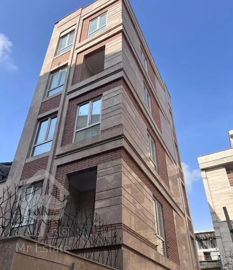 ۸۴متر کلید نخورده فول امکانات