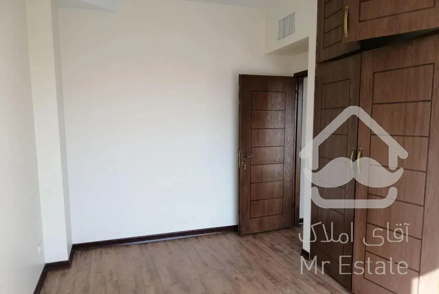 ده ونک 112 متر تک واحدی با چشم انداز ابدی