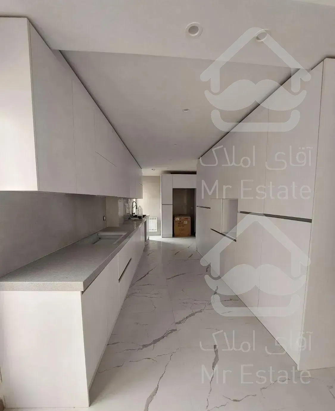 ۲۱۰مترتکواحدی نیاوران.سه راه یاسر