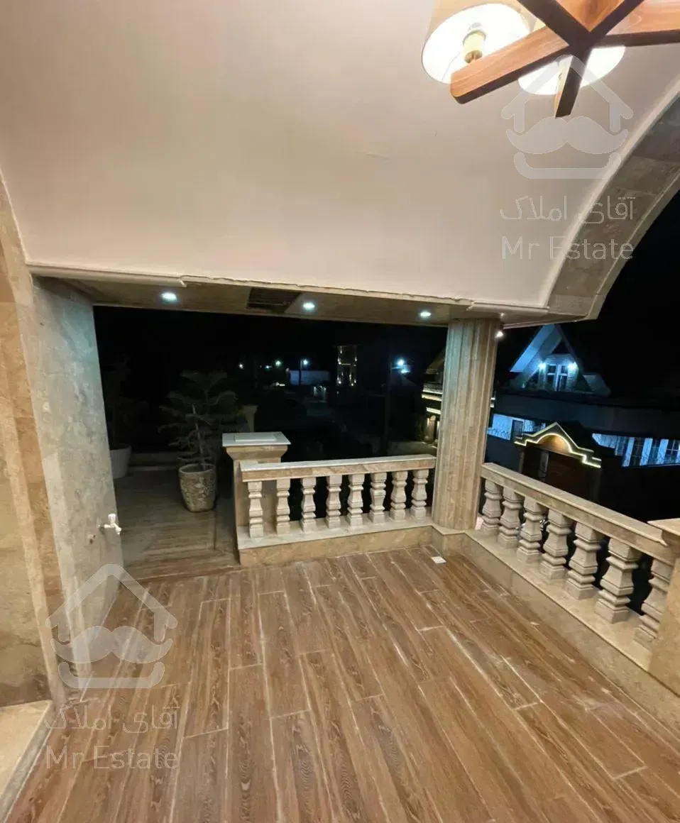 دو خواب مستر استخردار (دوبلکس مدرن)