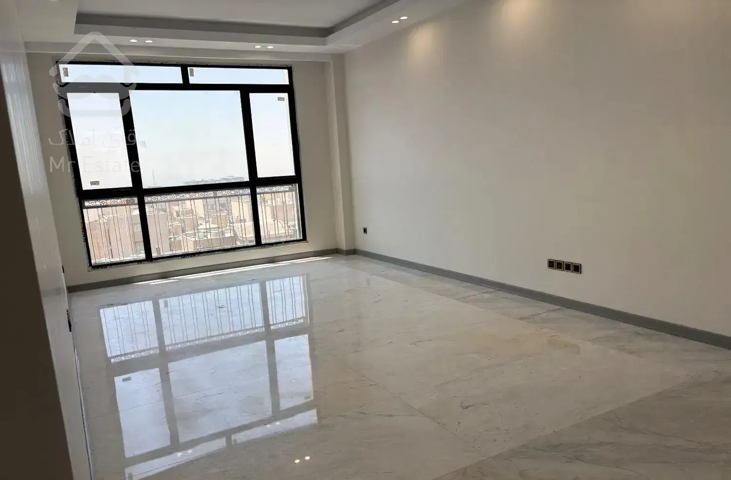 ۱۰۸ متر تک واحدی ۱۰ ساله جنت آباد مرکزی