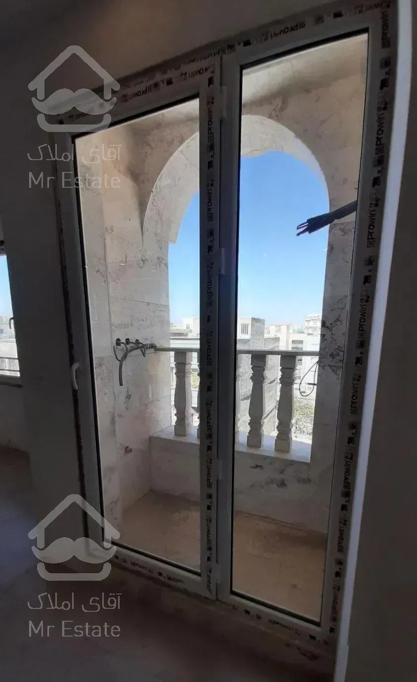 فروش واحدنوساز ۳خواب دوکله نورگیر ۱۴۸متری