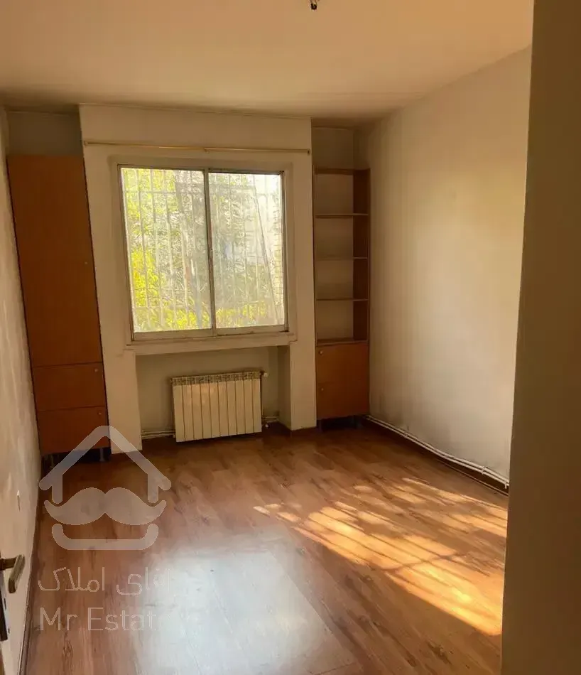 پاسداران دولت ۱۰۰متر۲خوابه پارکینگ ط اول رهن کامل