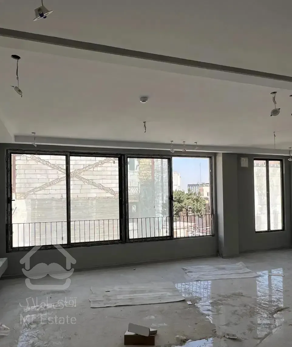 ۱۳۴متر ۳خوابه/فول امکانات/غرق نور/نزدیک باب الجواد