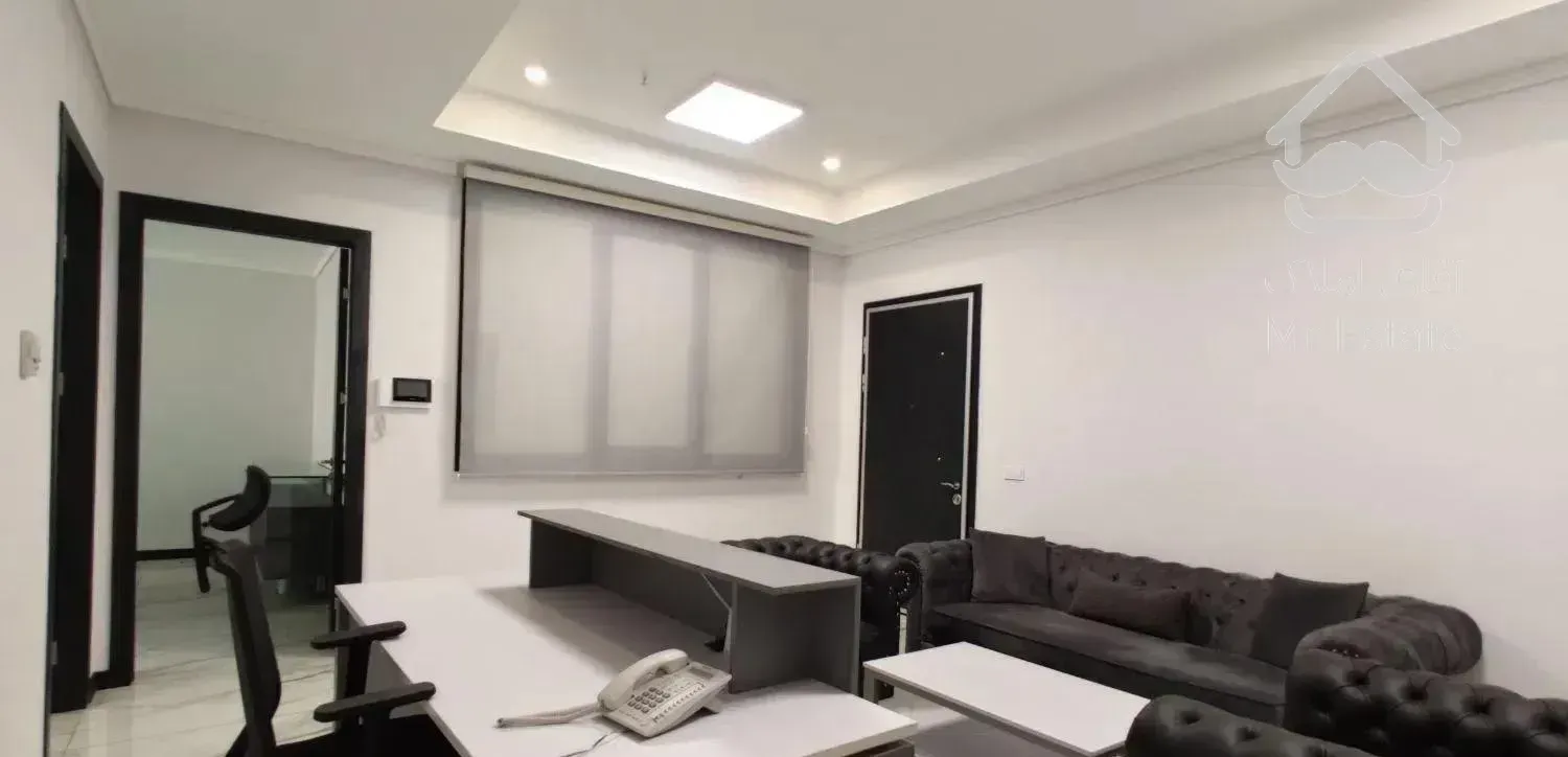 زعفرانیه ١٠٠ متر اداری مدرن (۵ پارکینگ)