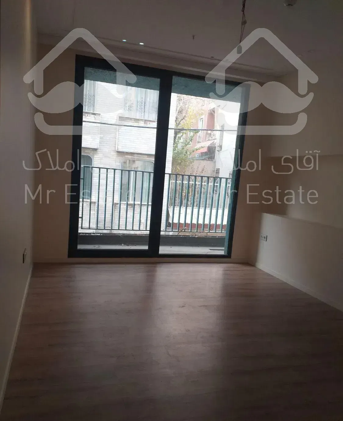 آپارتمان ۱۵۰ متری ( ۳ خواب / فول امکانات ) جلفا