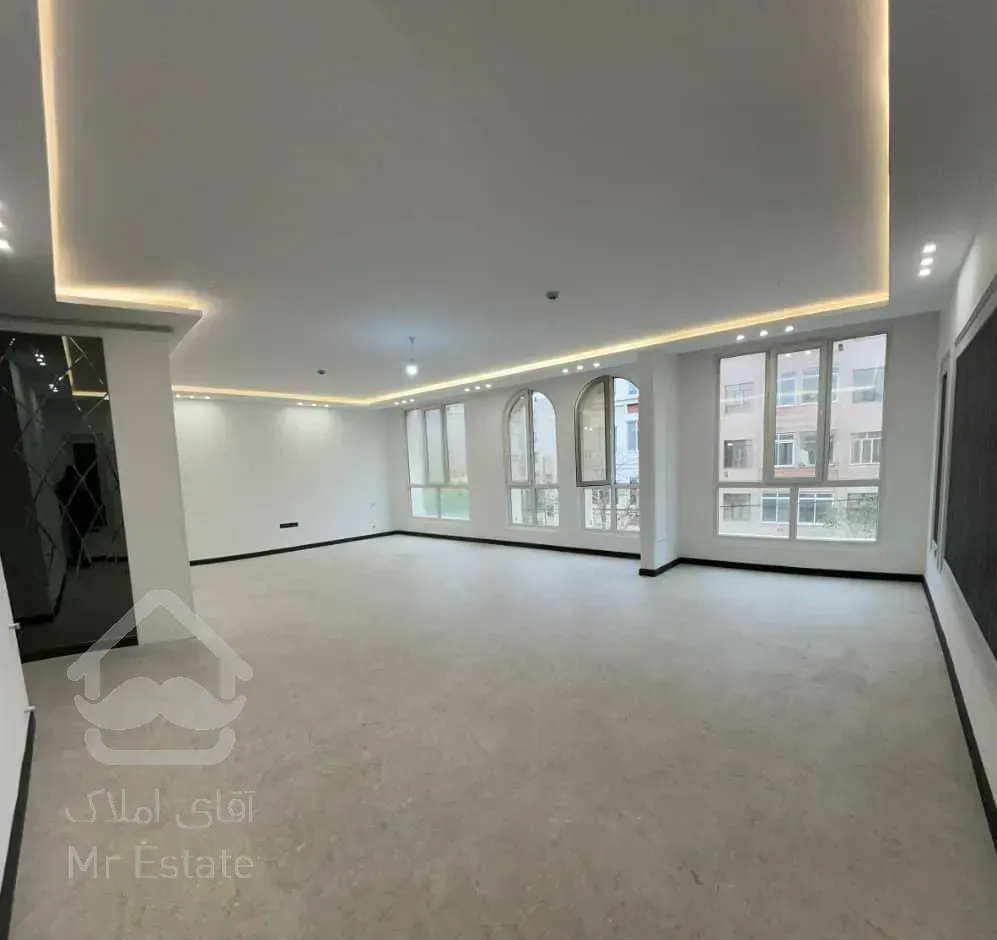 واحد3خواب پشت حاشیه وکیل آباد/ 85مترحیاط اختصاصی