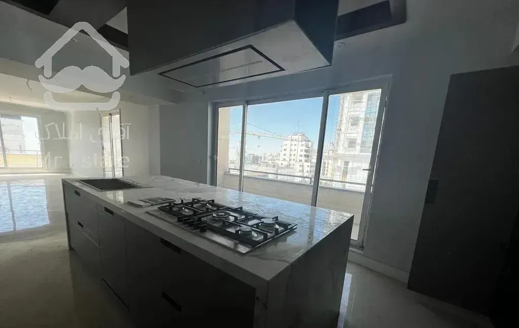 ۲۱۰ متر ( ویو ابدی )ولنجک