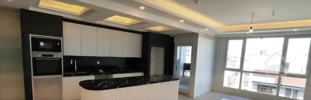 سهروردی شمالی ۱۴۸ متر ، غرق نور