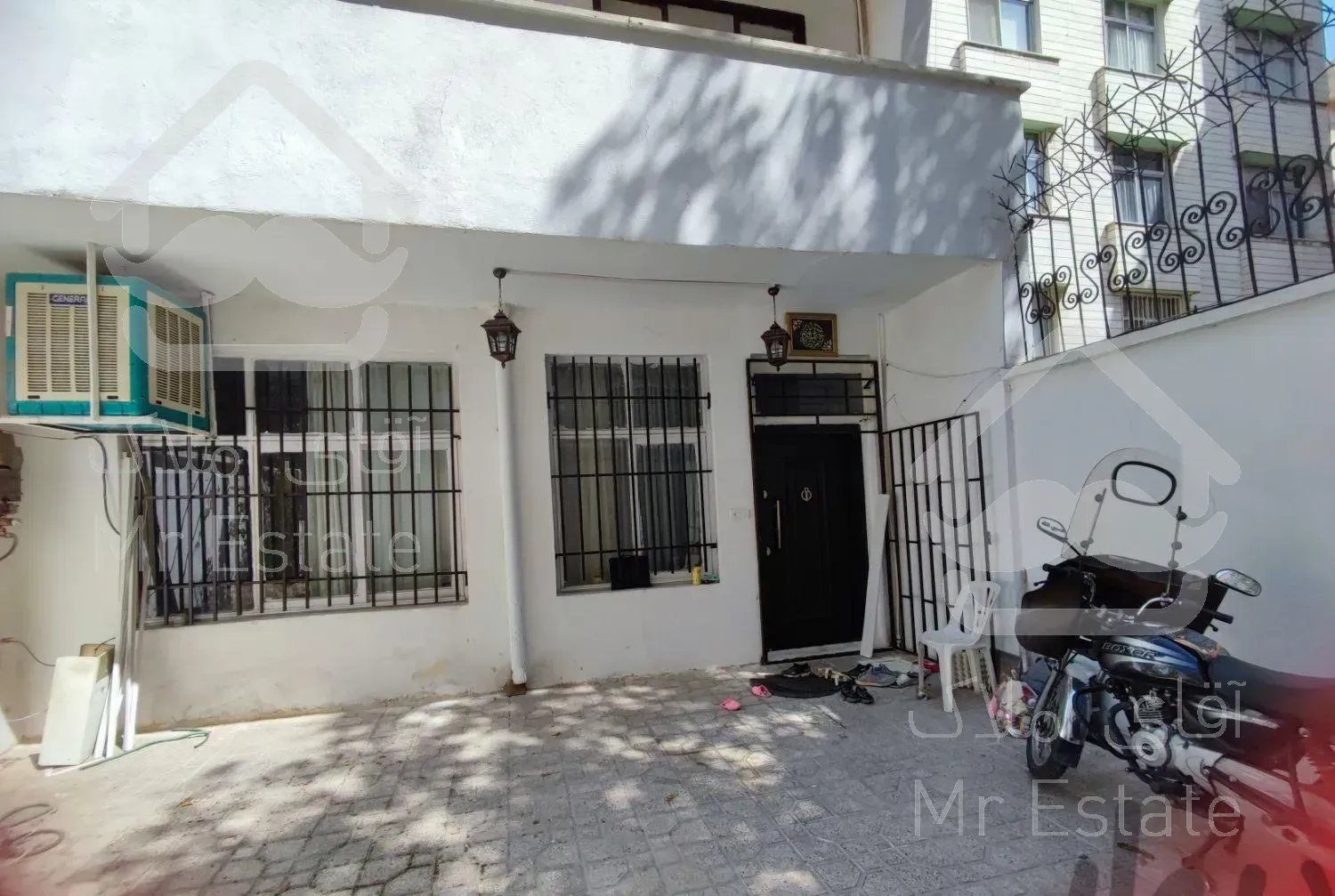 آپارتمان دربست در چند طبقه مجزا