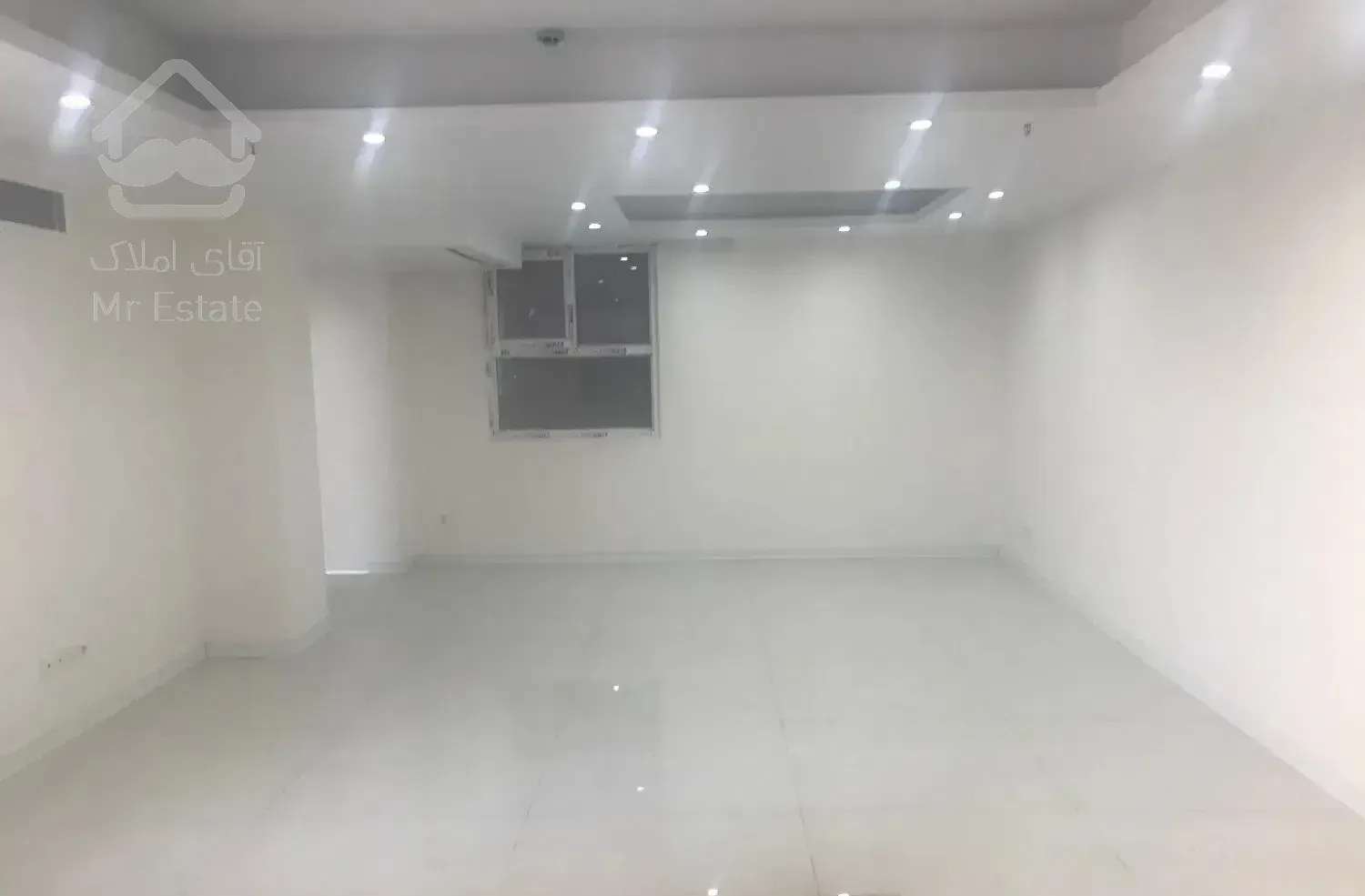 ۹۰متری کلیدنخورده فول امکانات/سه راه تهران ویلا