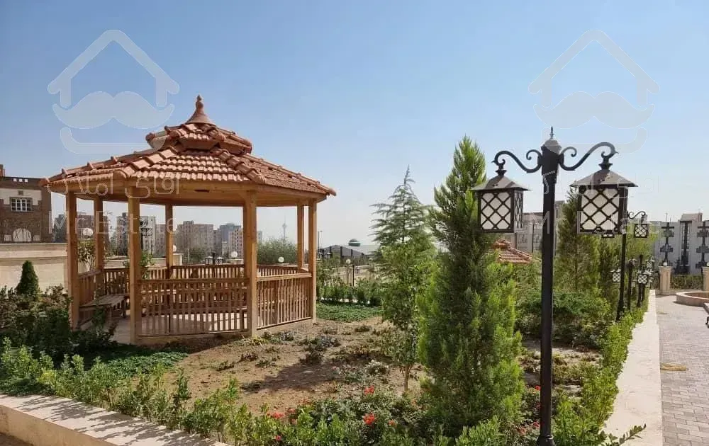 ۱۲۰ متر، نوساز ،ویو ابدی ،برج مجلل ،غرق نور