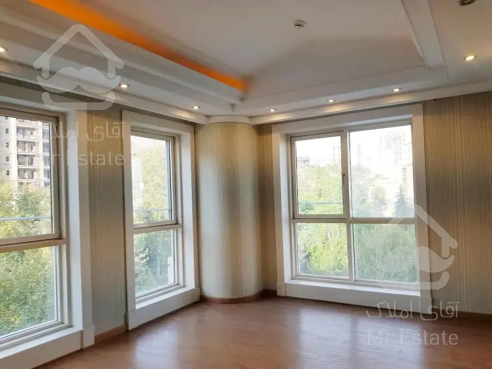 خرید آپارتمان ۲۹۰متر نیاوران نوسازکلیدنخورده فول فرنیش تراس بزرگ ۳خواب