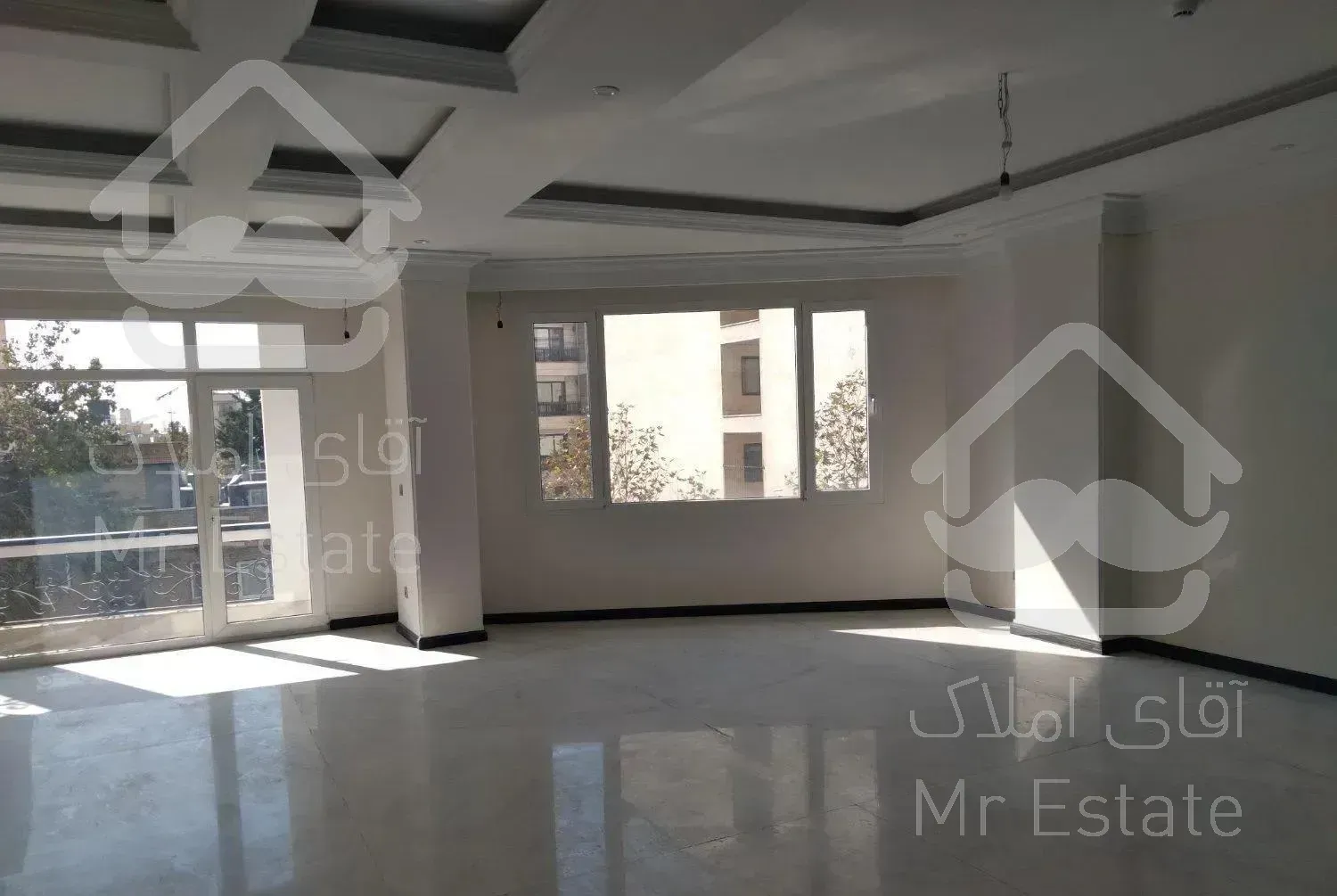 ۱۵۶ متر اندرزگو کلید نخورده