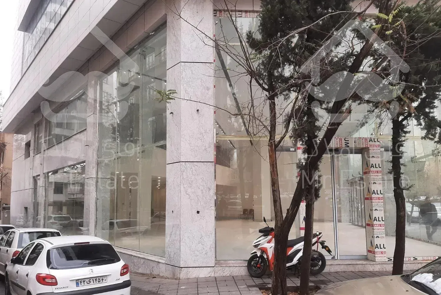 قیطریه ۲۵۰ متر براندرزگو ملک دو بر لوکیشن