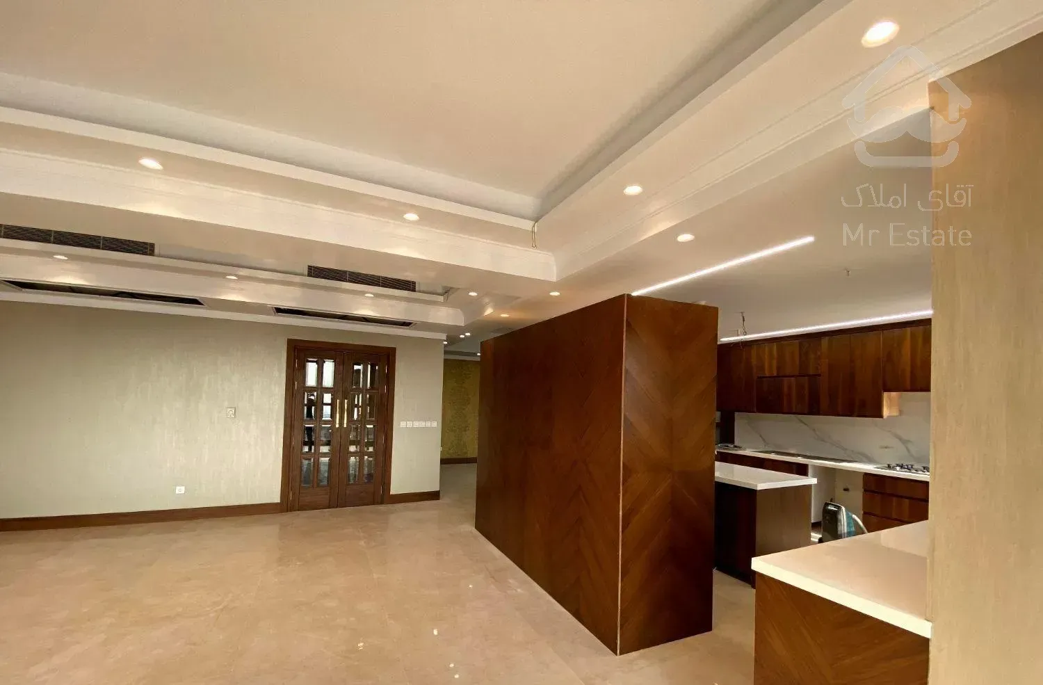 آپارتمان نوساز ۲۰۰ متری ۳ خواب دارآباد