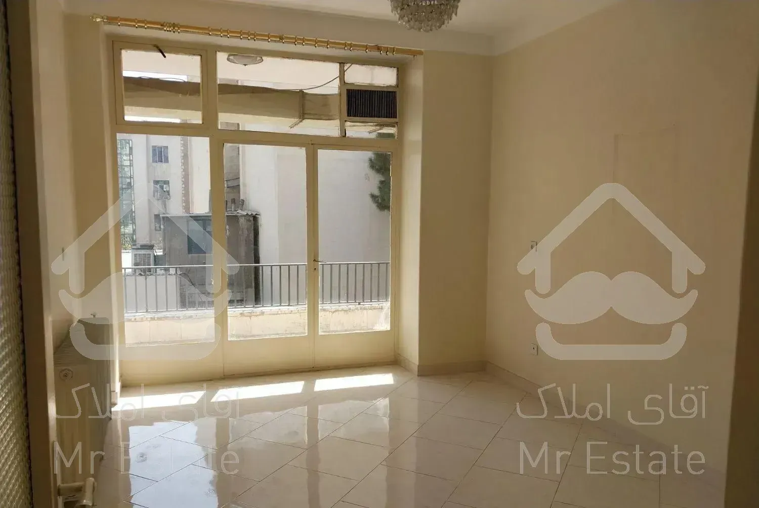 آپارتمان ۲۱۰متری ۳خوابه