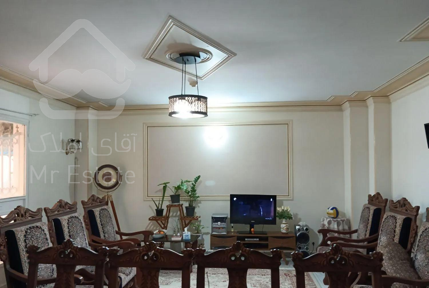 شهرزیبا ۱۰۷متر دو خواب ۴۰متر بالکن فول امکانات