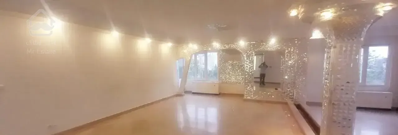 نیاوران ۲۵۰ متر ۴ خواب تکواحدی