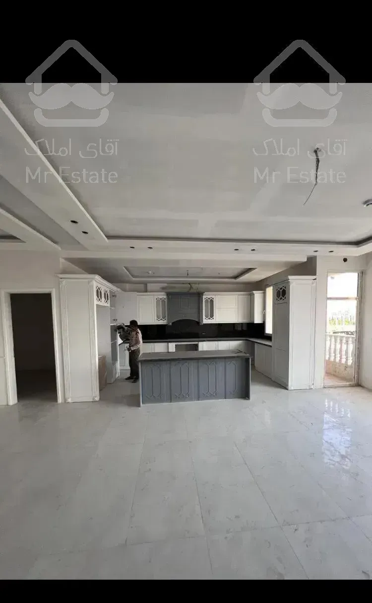 ۱۴۵ متری/سه خواب/فول/ویو وکیل آباد/۱۴۰۱