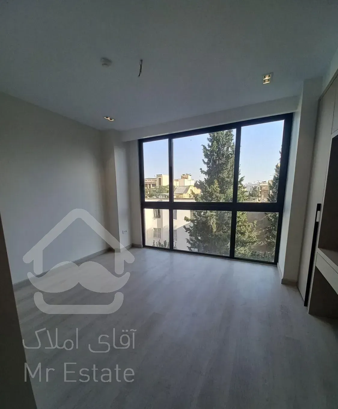 ۱۵۰ متری ۳ خوابه ونک شیراز شیخ بهایی شمالی